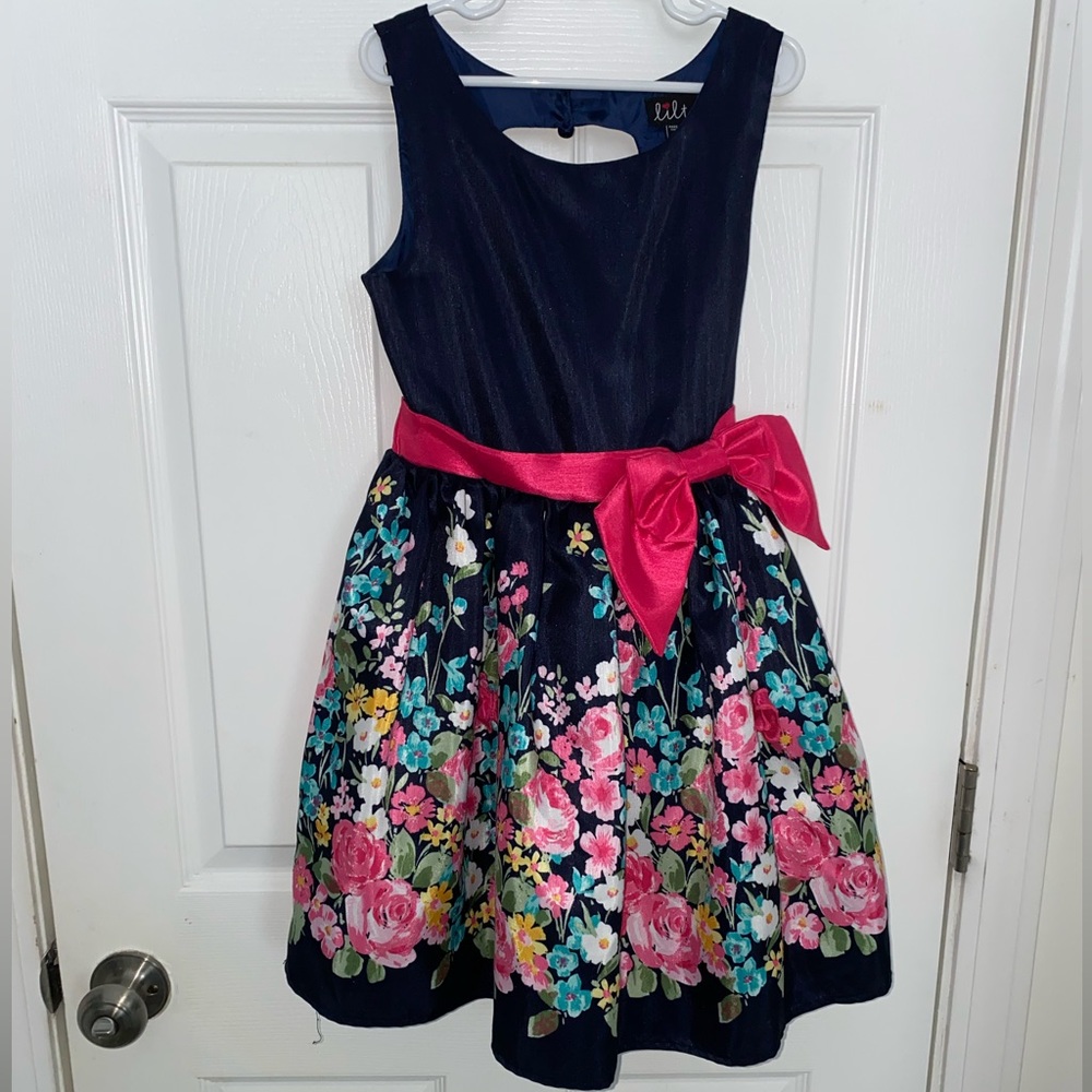 Girls size 8 navy blue lilt sleeveless spring/summer dress w/flowers & pink sash